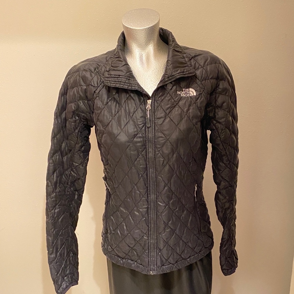 North face jacket - Picture 2 of 4
